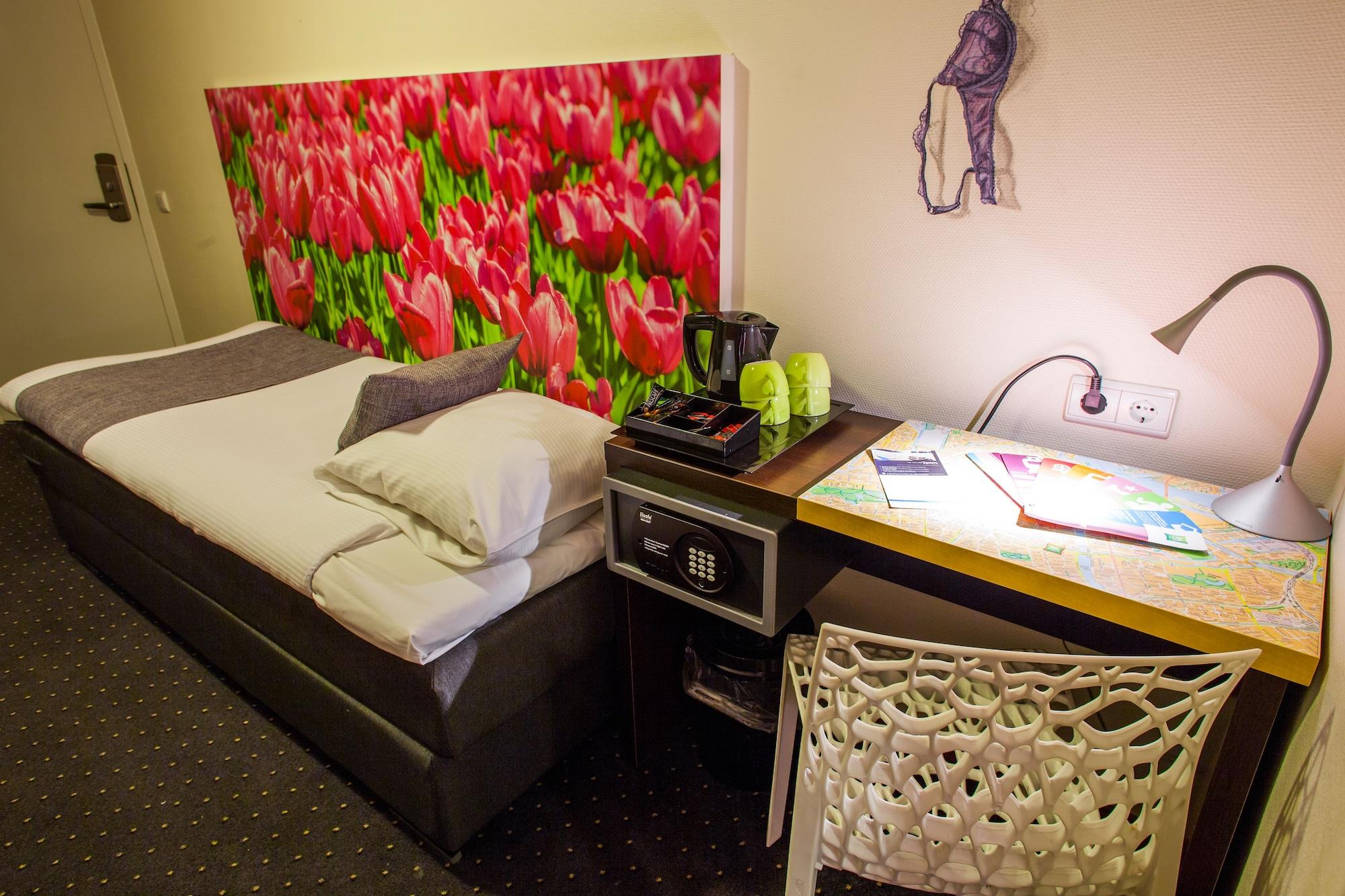 Ibis Styles Amsterdam City Bagian luar foto